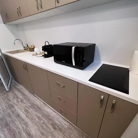 My Place 4 Βάρνα